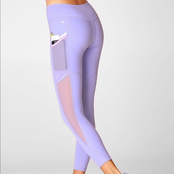 Fabletics Trinity midrise pant & Pia cropped top - Picture 8 of 16